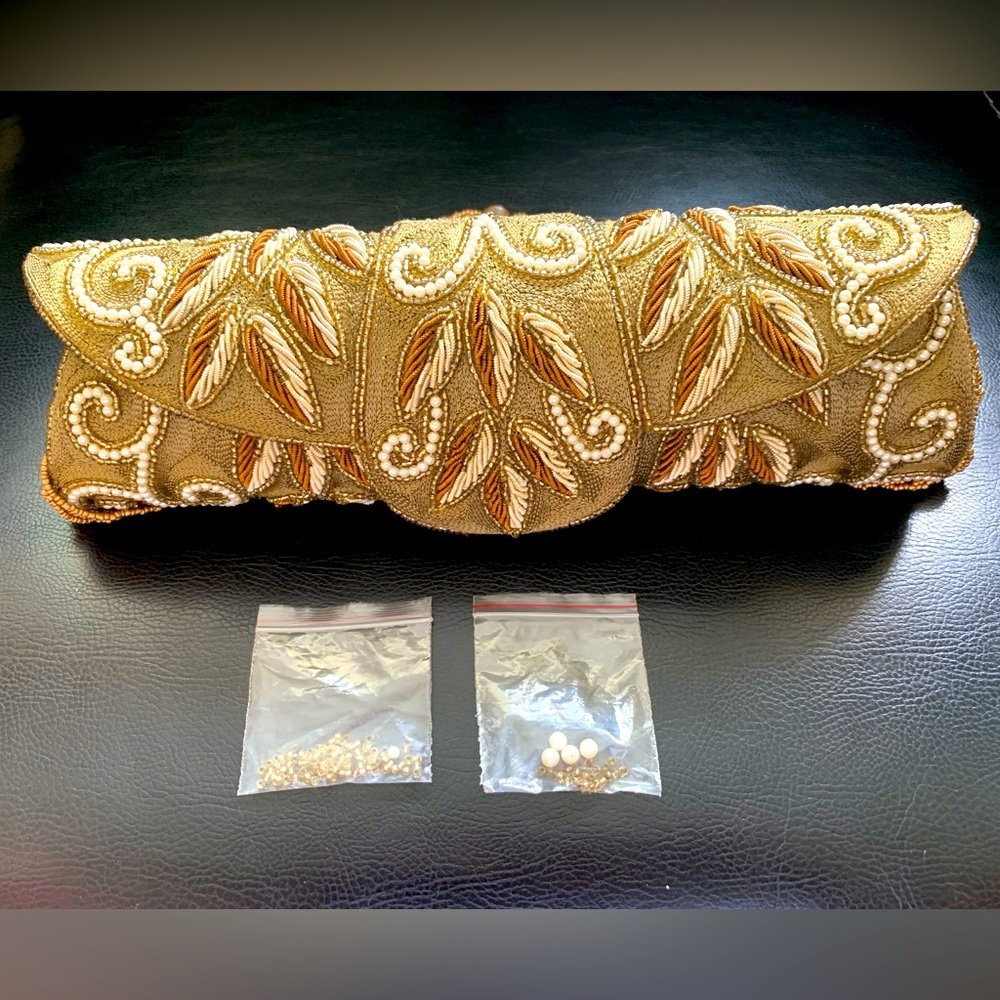 DAVID JEFFERY Hand-beaded Sequined

Clutch/Shoulder Bag Brown and Gold